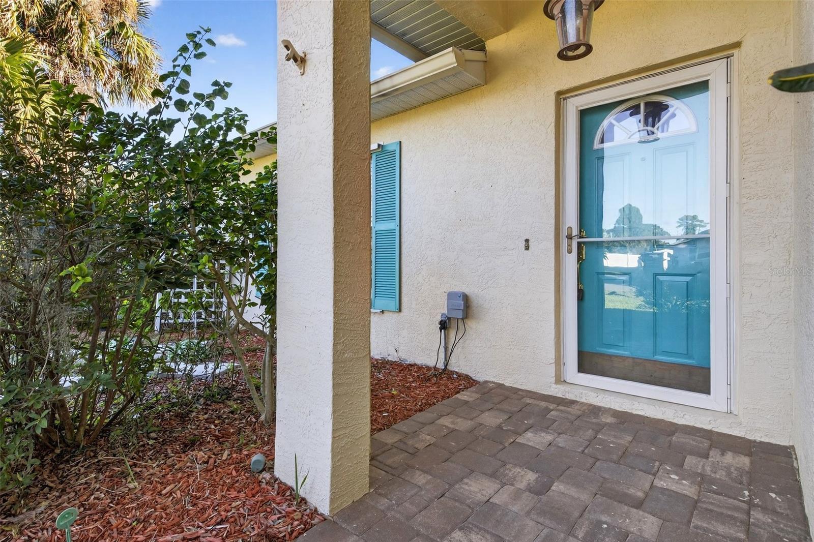 Image 16 of 47 For 2803 Vista Palm Drive