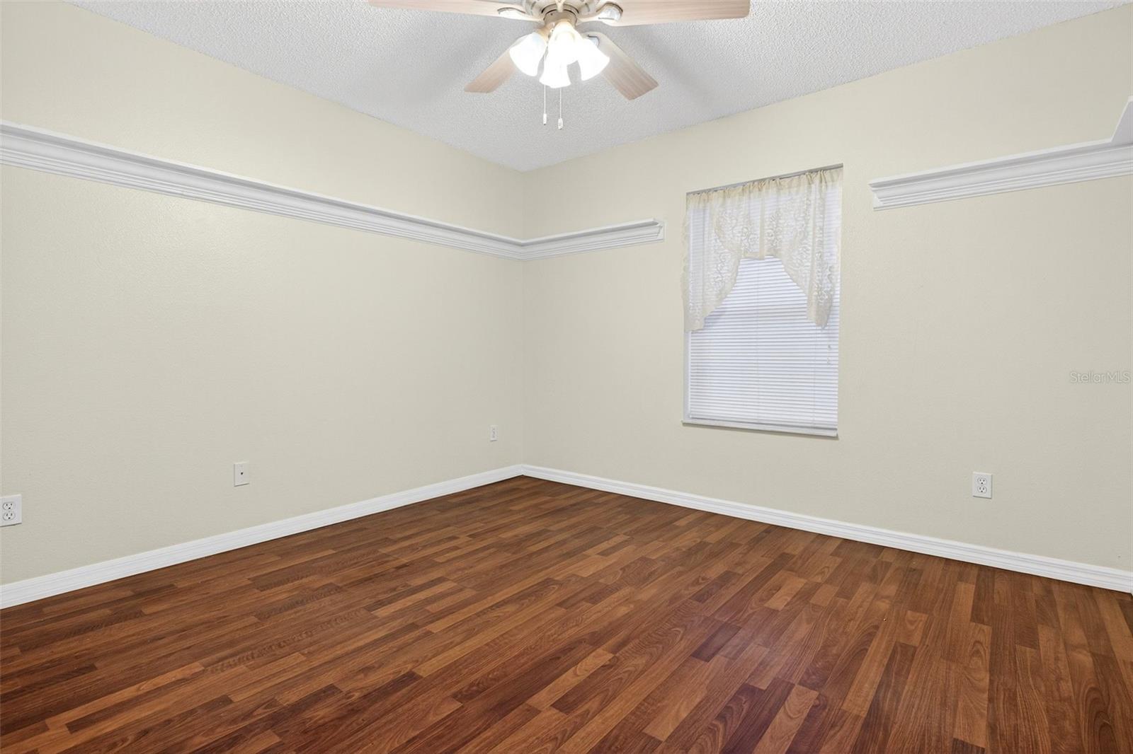 Image 37 of 47 For 2803 Vista Palm Drive