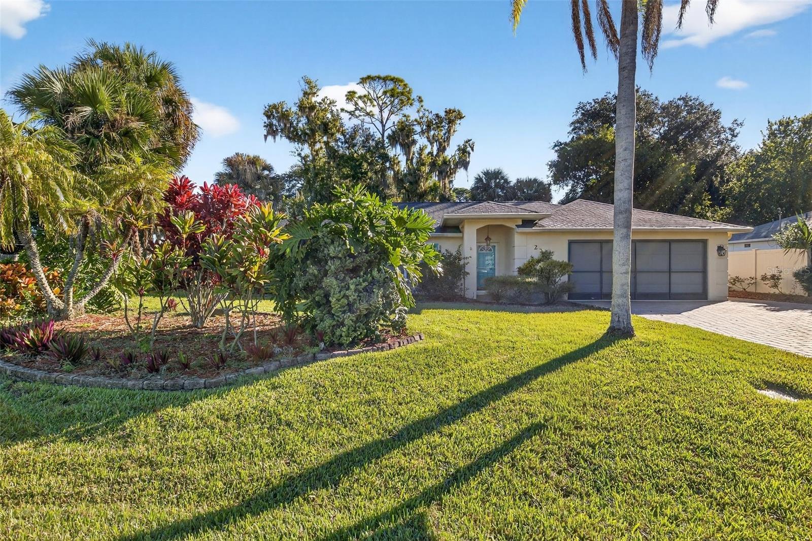 Image 5 of 47 For 2803 Vista Palm Drive