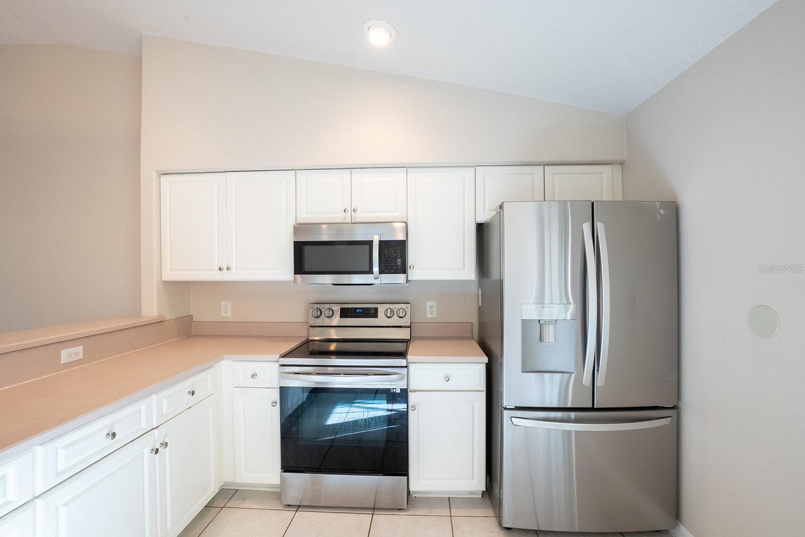 Image 10 of 26 For 13 Buttonwood Lane A