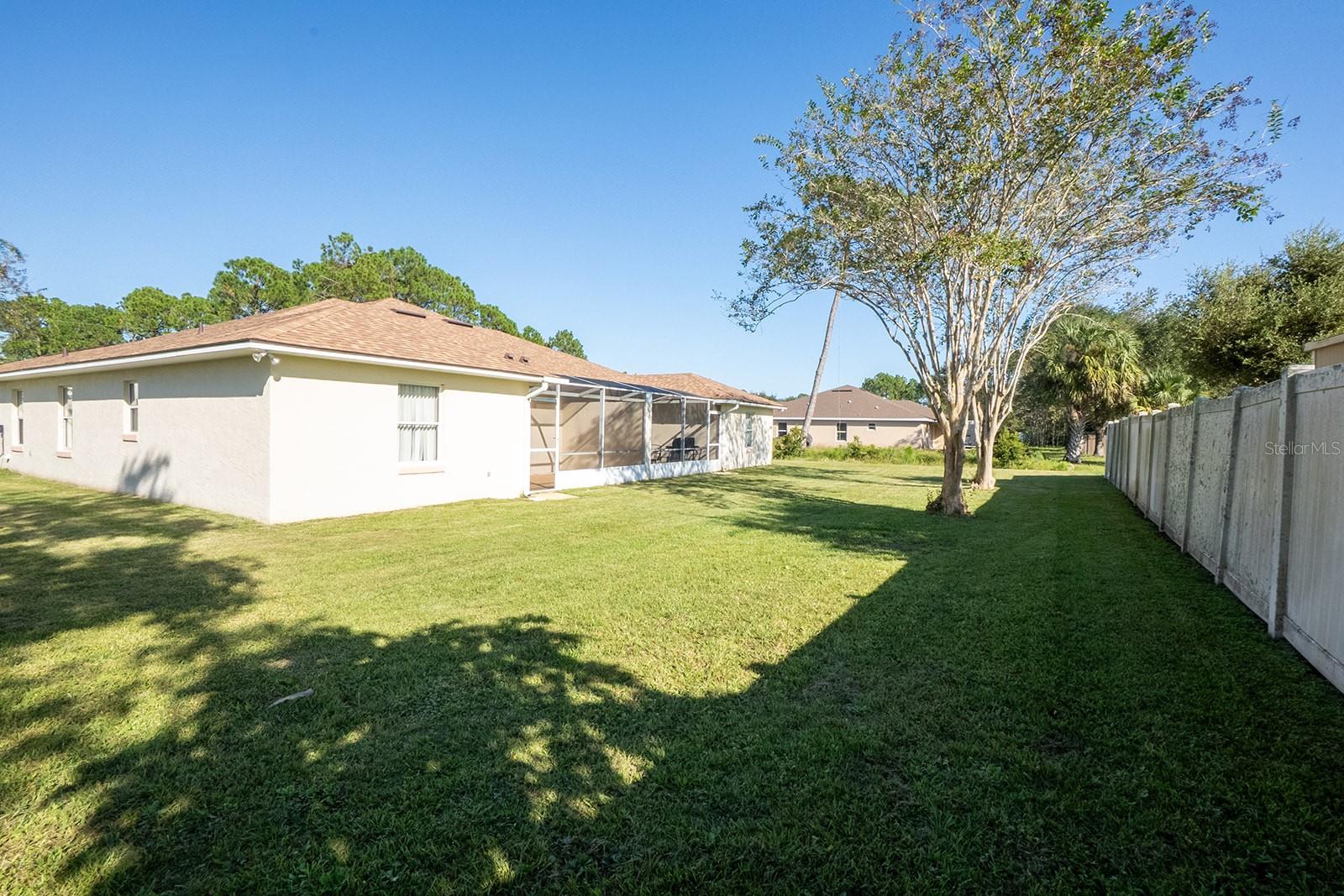 Image 22 of 26 For 13 Buttonwood Lane A
