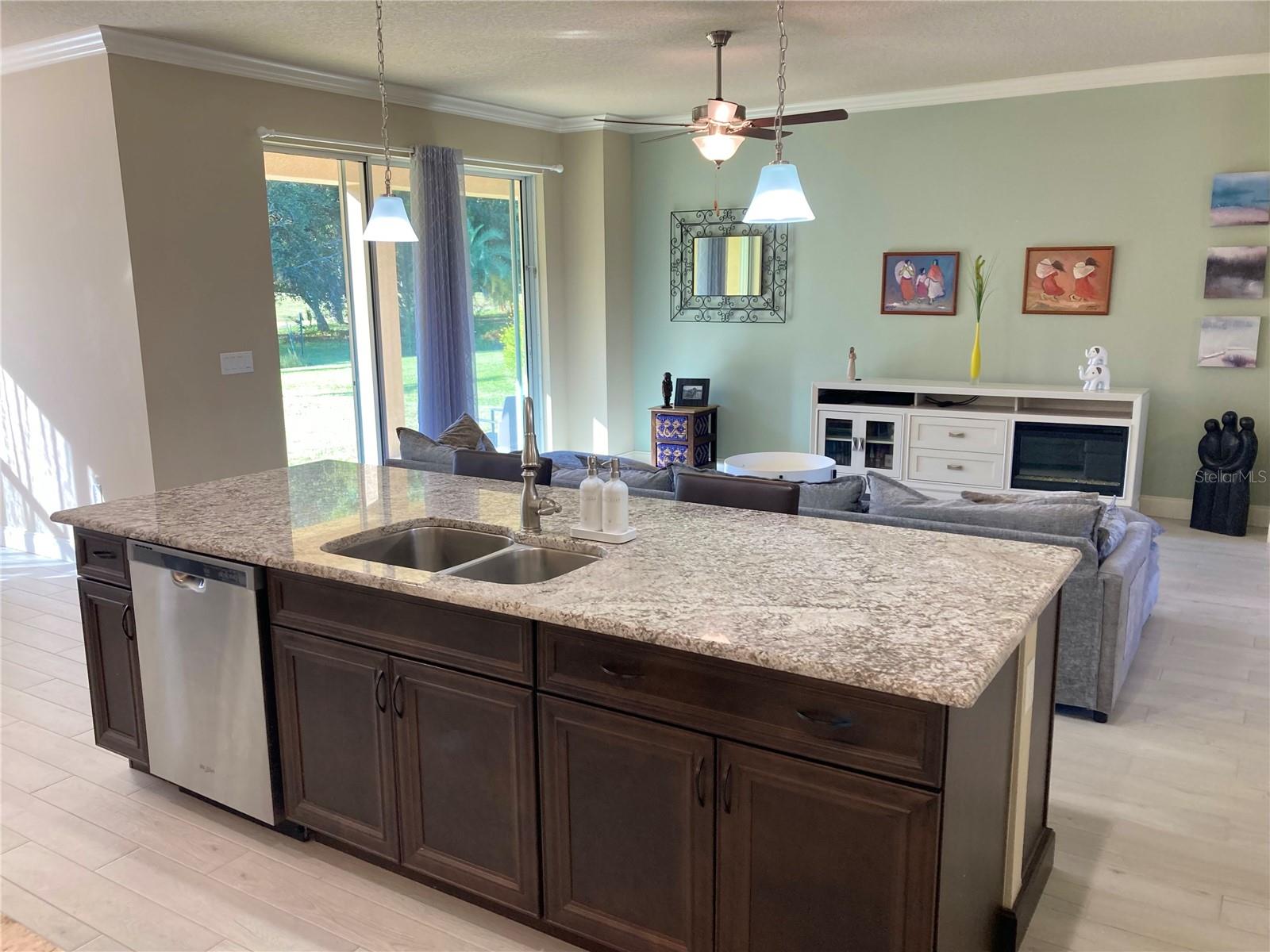 Image 26 of 70 For 3078 Silvermines Avenue