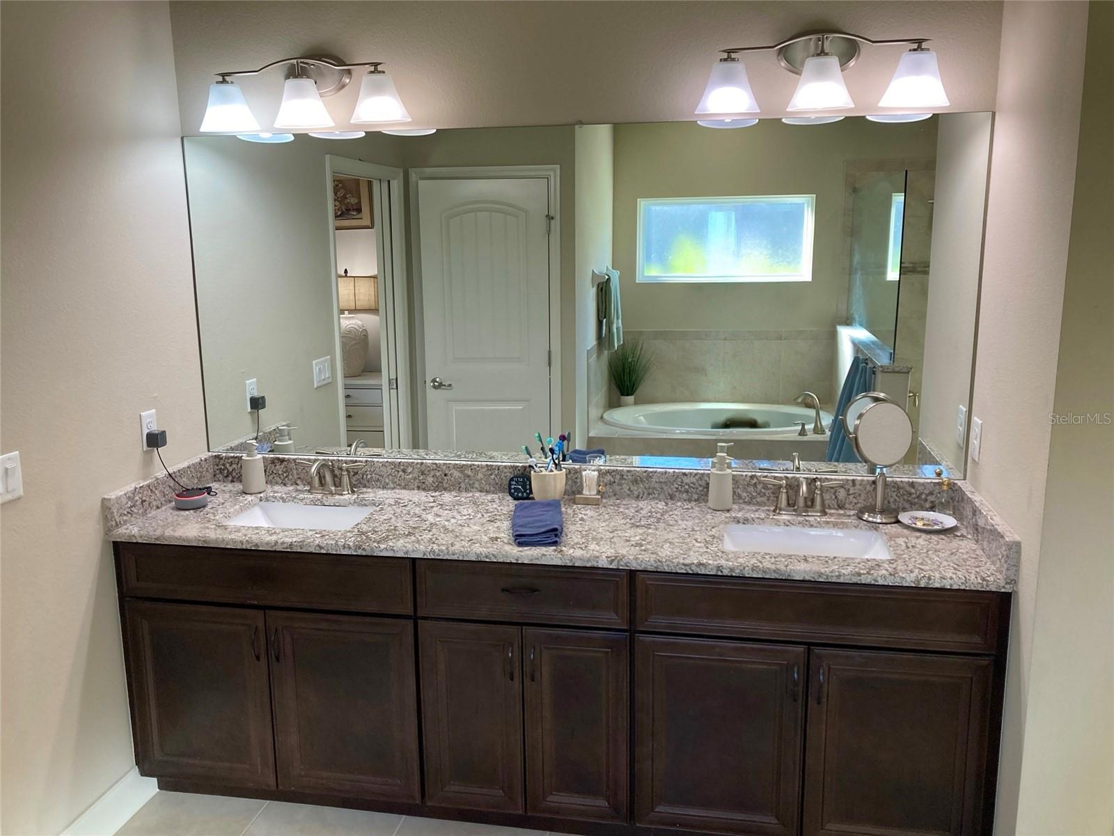 Image 45 of 70 For 3078 Silvermines Avenue