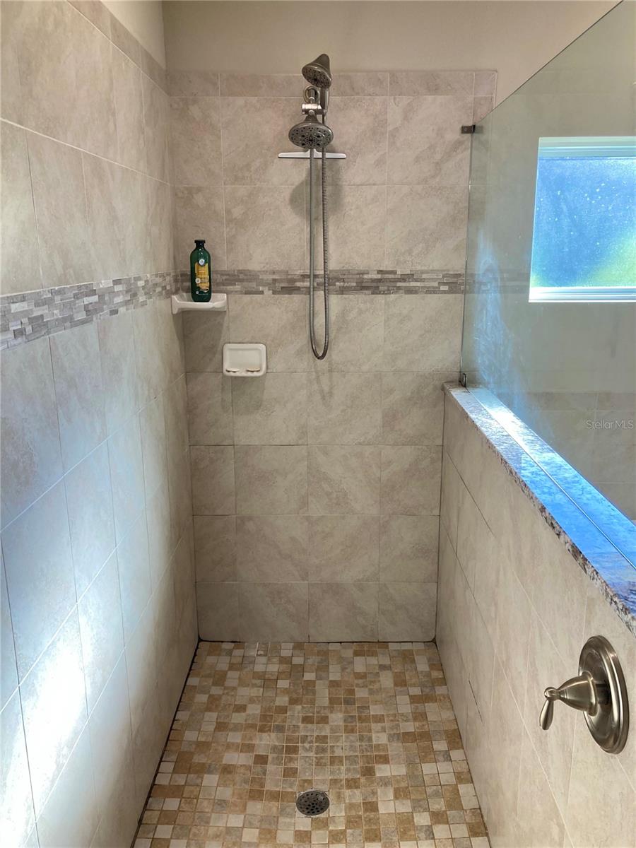 Image 50 of 70 For 3078 Silvermines Avenue