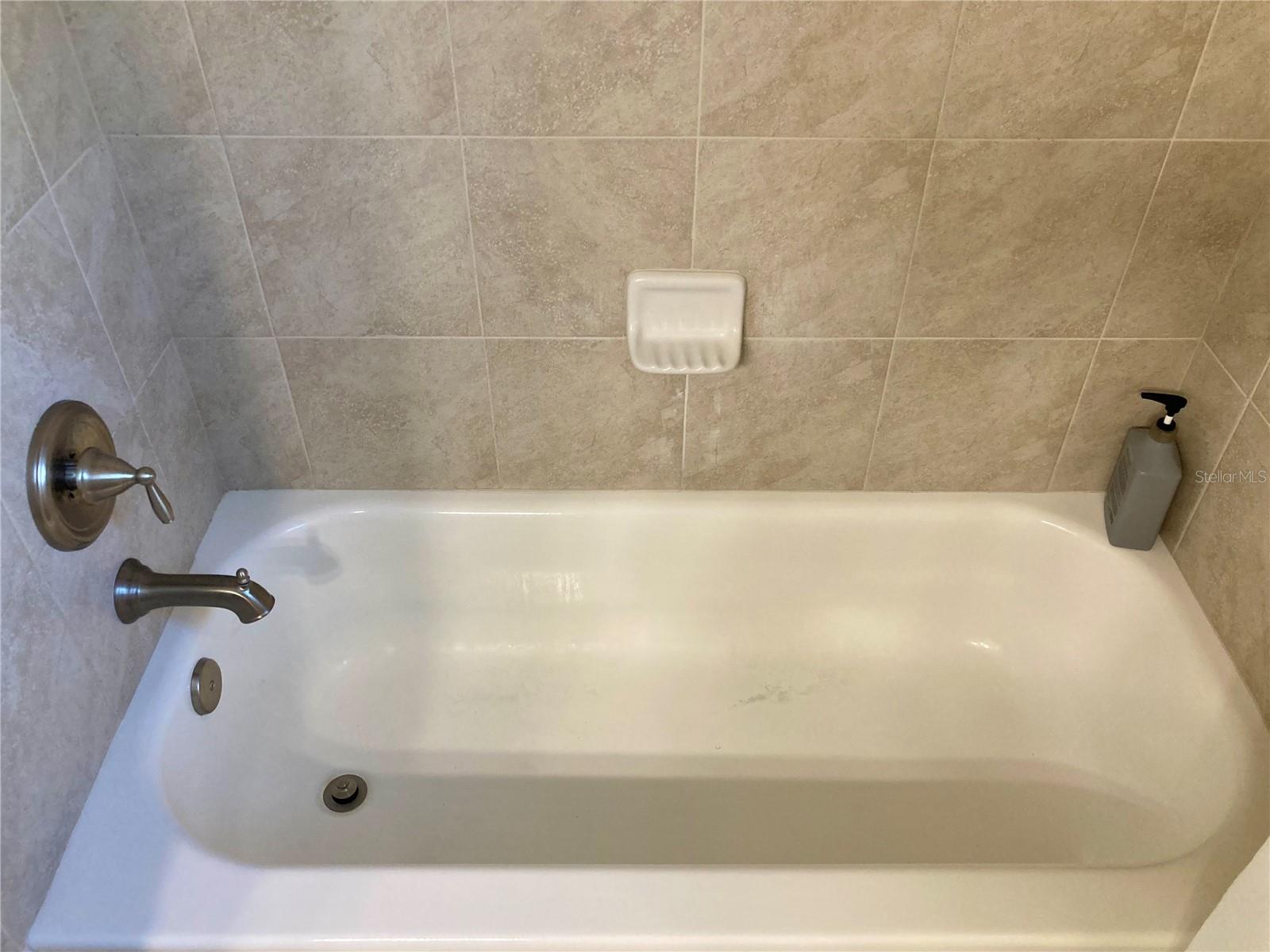 Image 60 of 70 For 3078 Silvermines Avenue