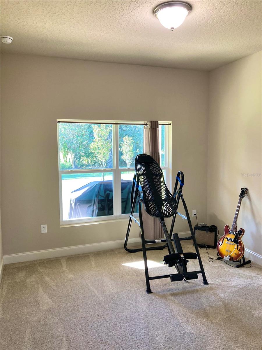 Image 62 of 70 For 3078 Silvermines Avenue