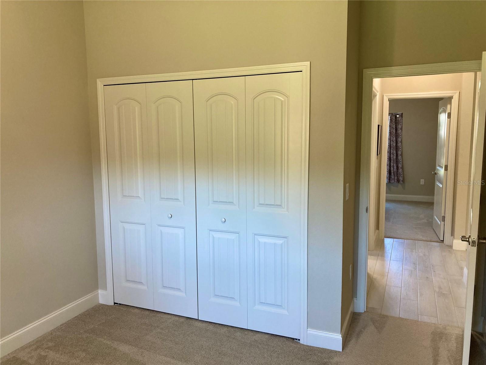 Image 63 of 70 For 3078 Silvermines Avenue