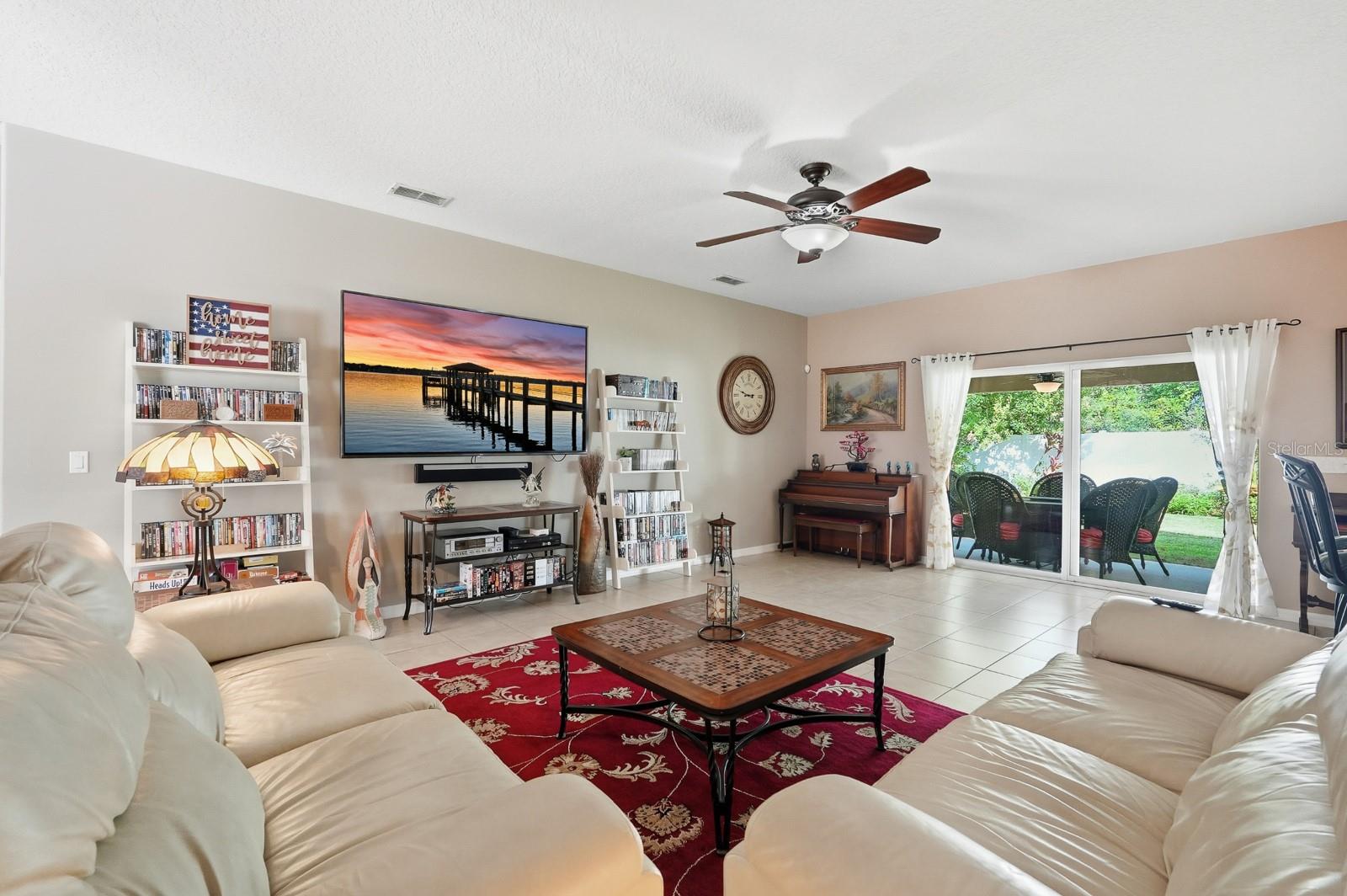 Image 13 of 60 For 47 Folcroft Lane