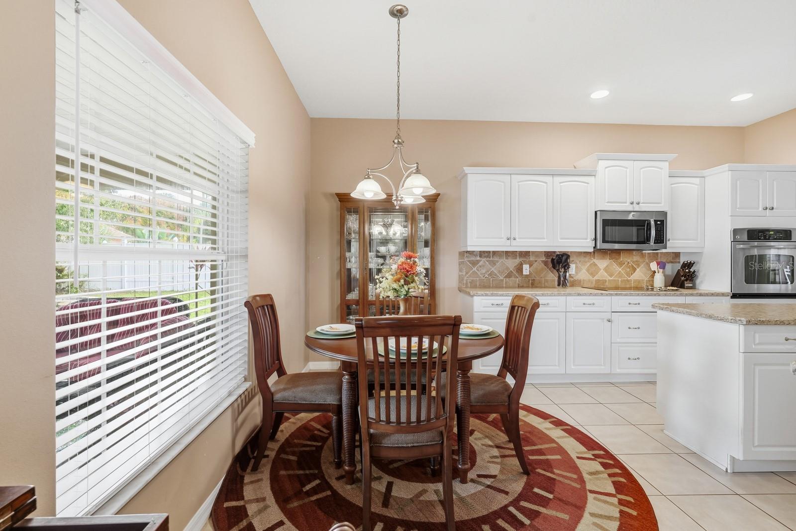 Image 15 of 60 For 47 Folcroft Lane