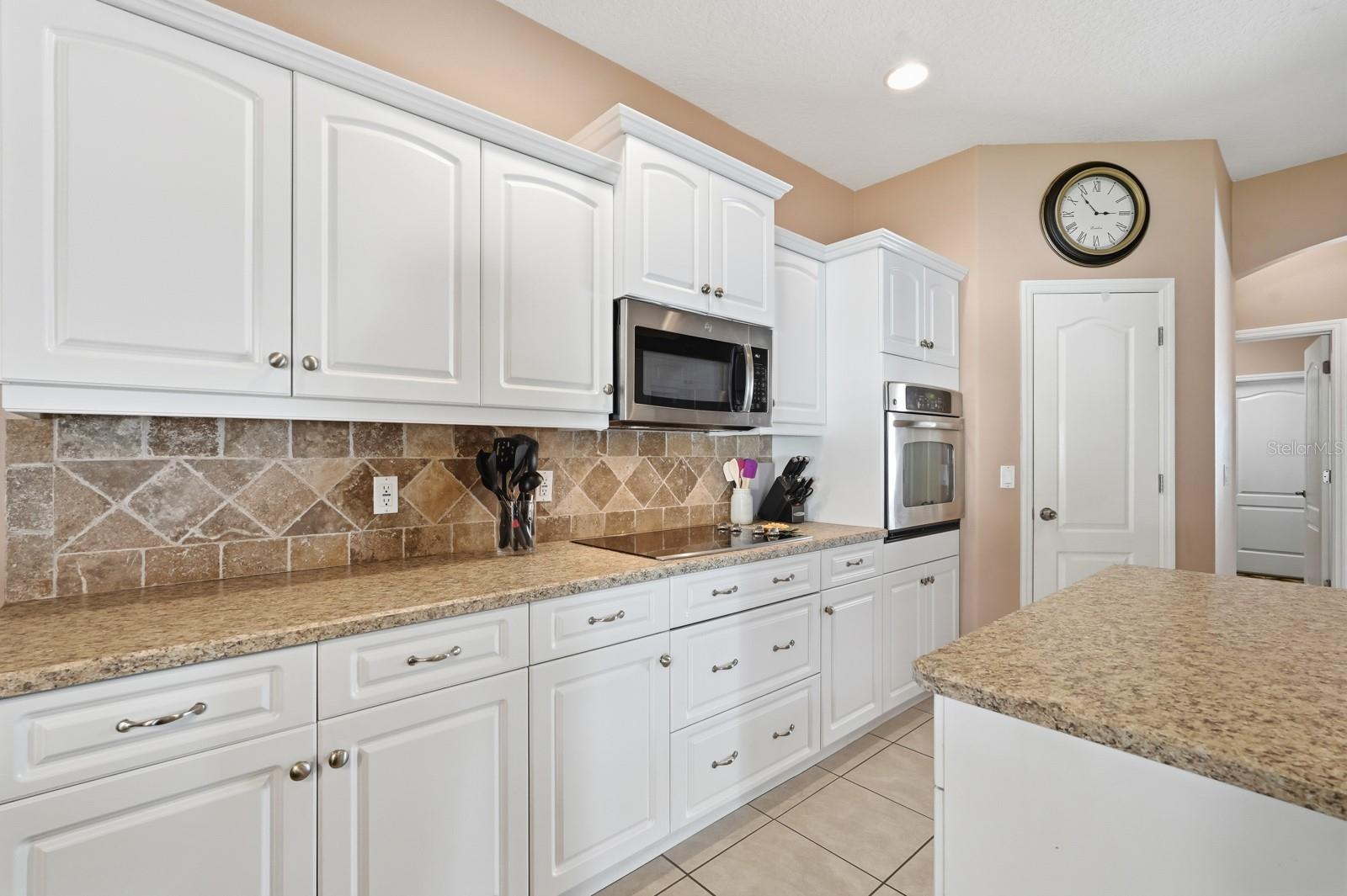 Image 18 of 60 For 47 Folcroft Lane