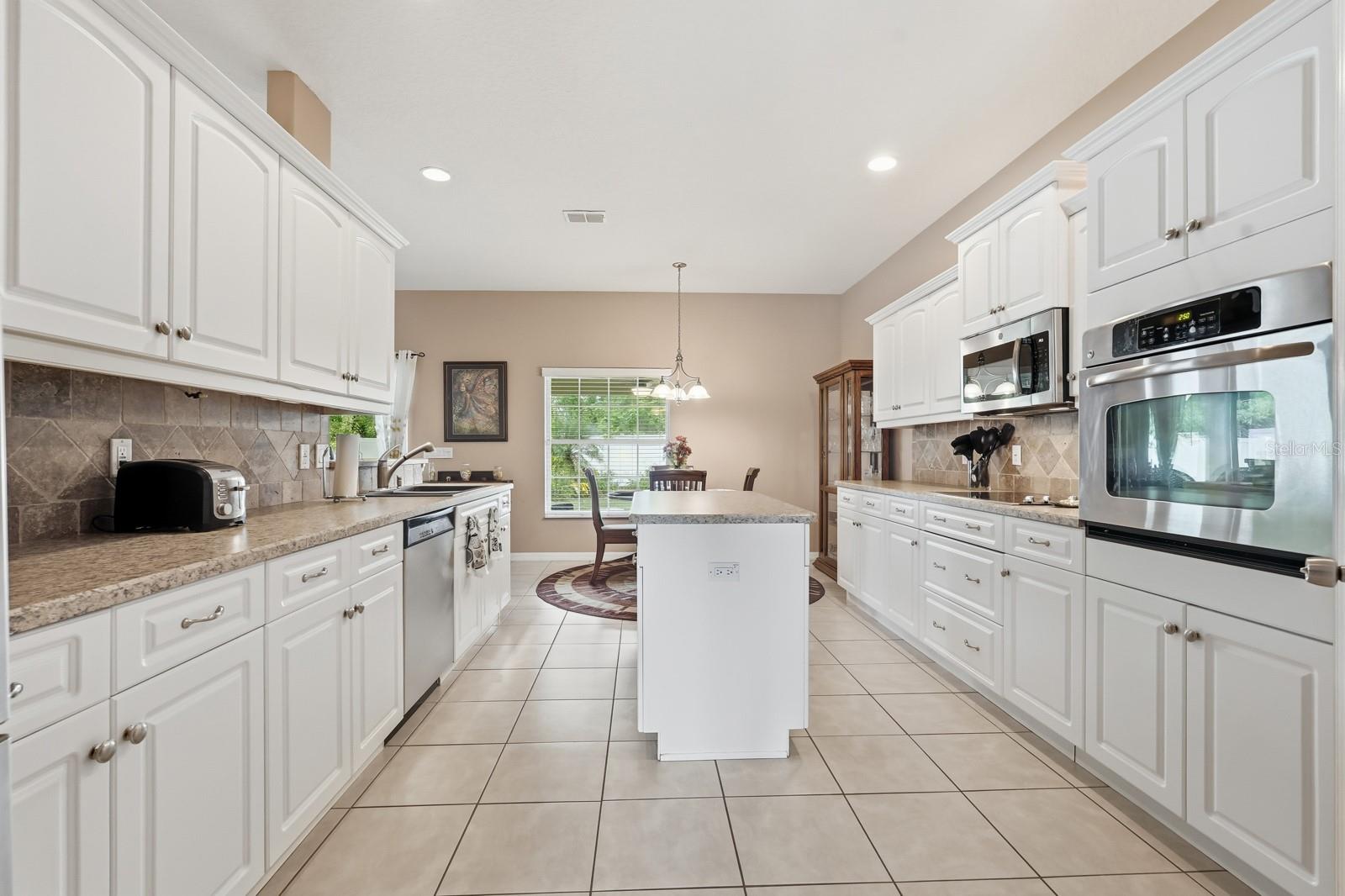 Image 20 of 60 For 47 Folcroft Lane