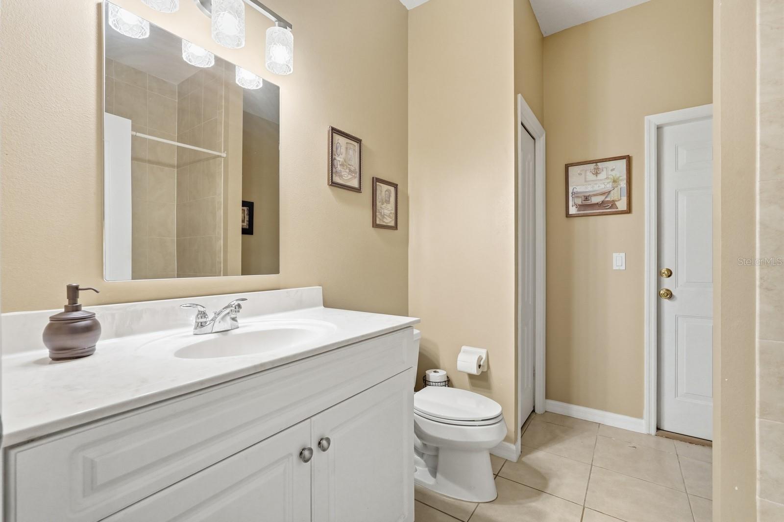 Image 24 of 60 For 47 Folcroft Lane