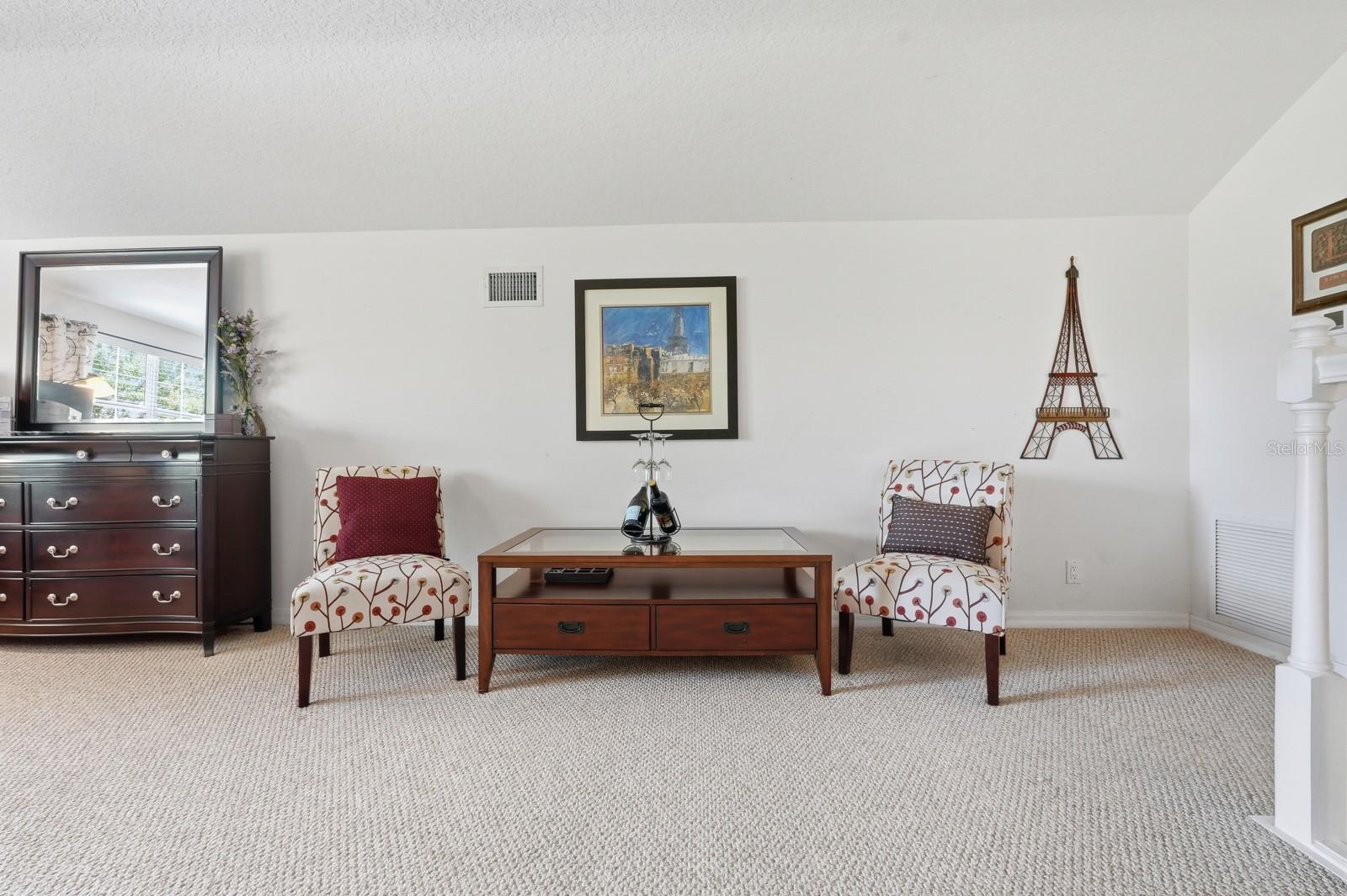 Image 29 of 60 For 47 Folcroft Lane