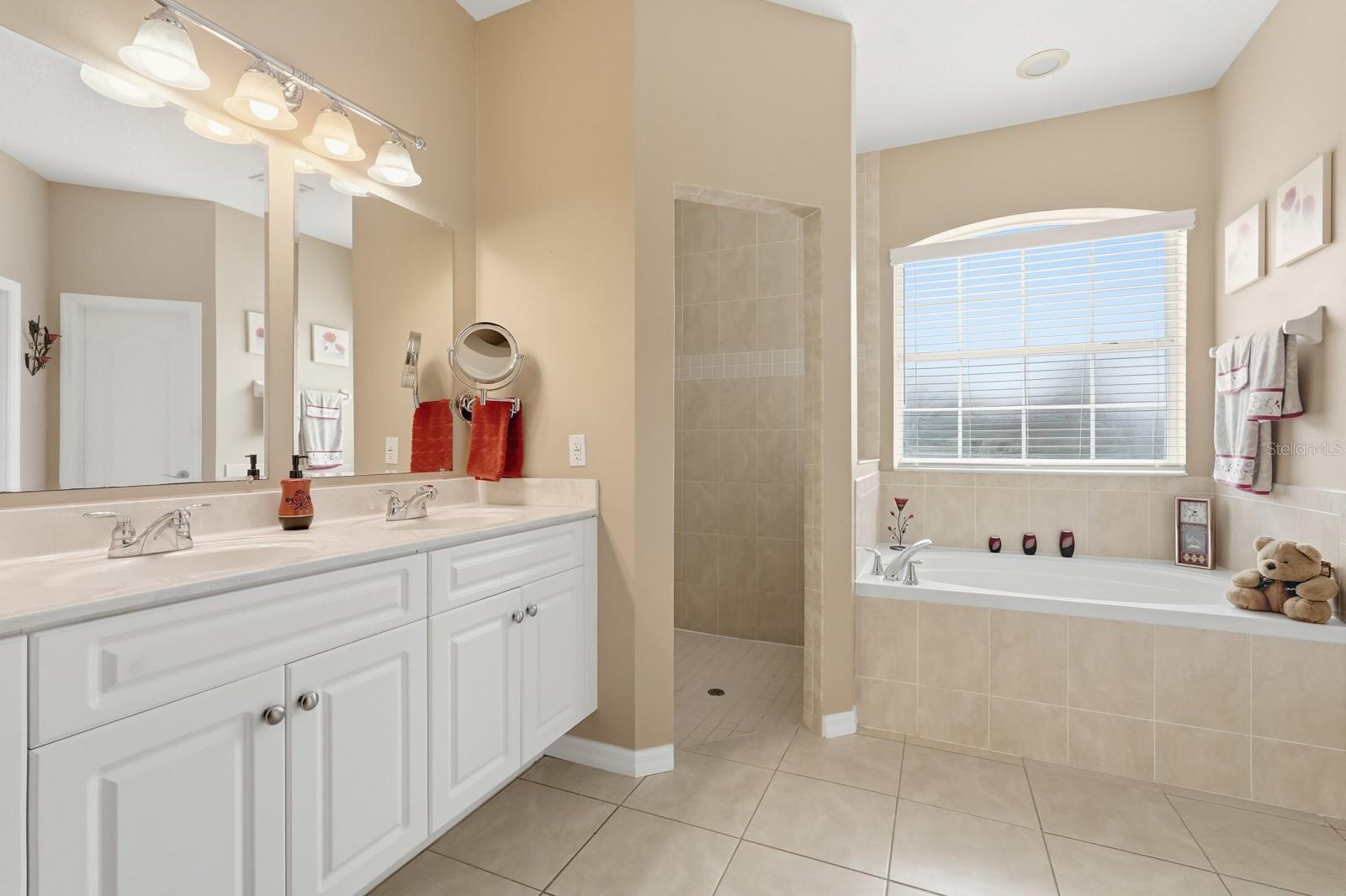 Image 9 of 60 For 47 Folcroft Lane