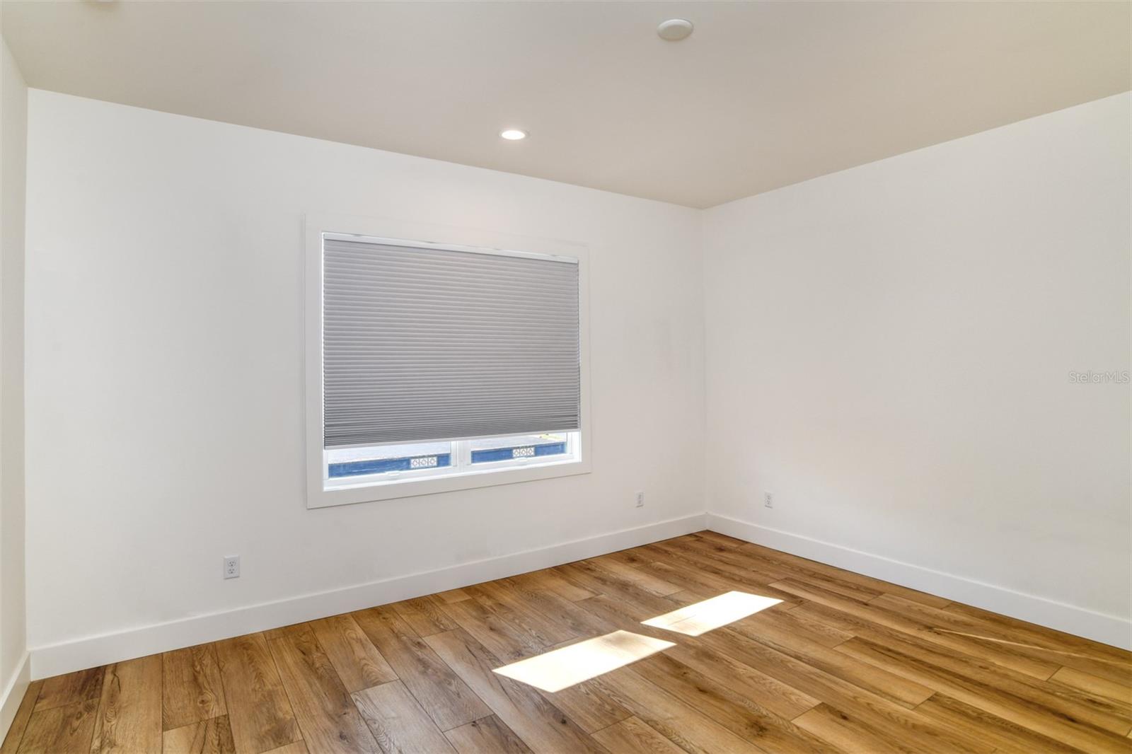 Image 20 of 44 For 7 Sebastian Avenue D