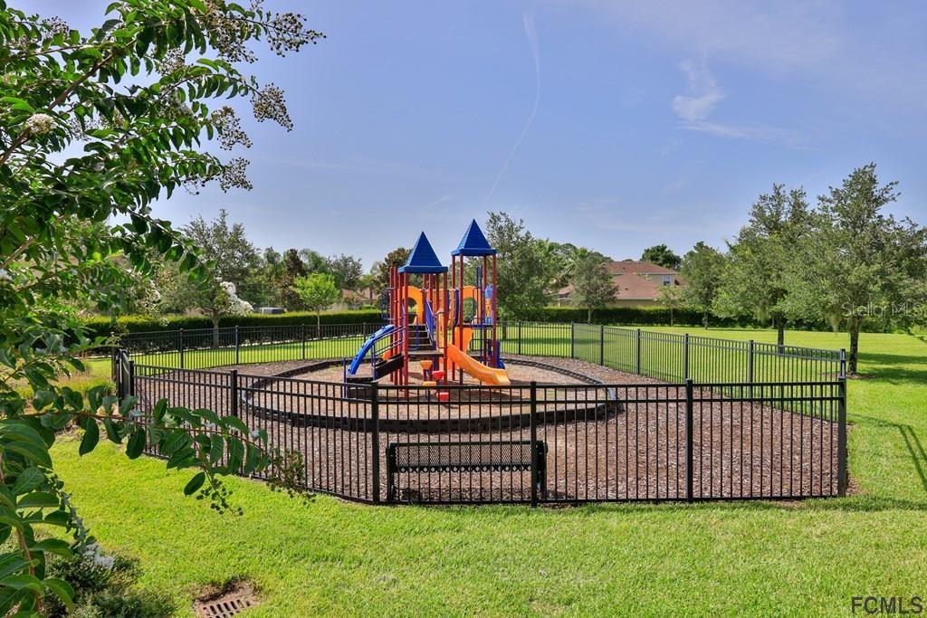 Image 7 of 52 For 4 Arena Lake Drive