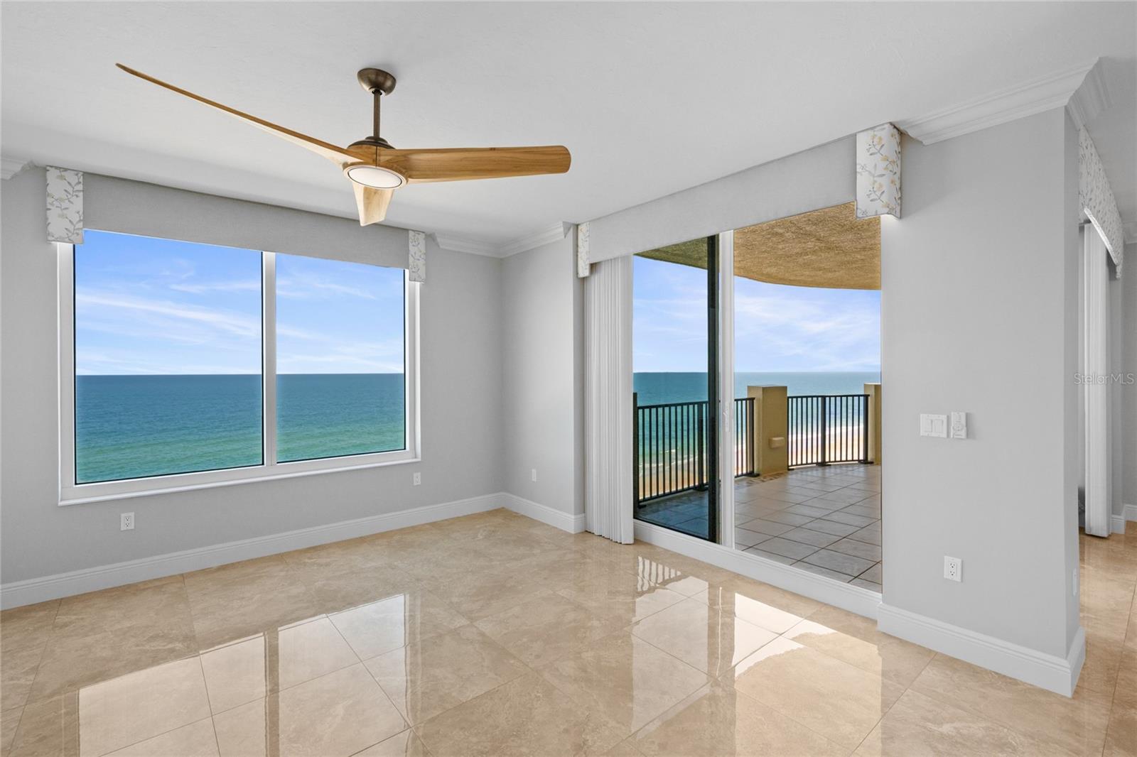 Image 13 of 59 For 19 Avenue De La Mer  705