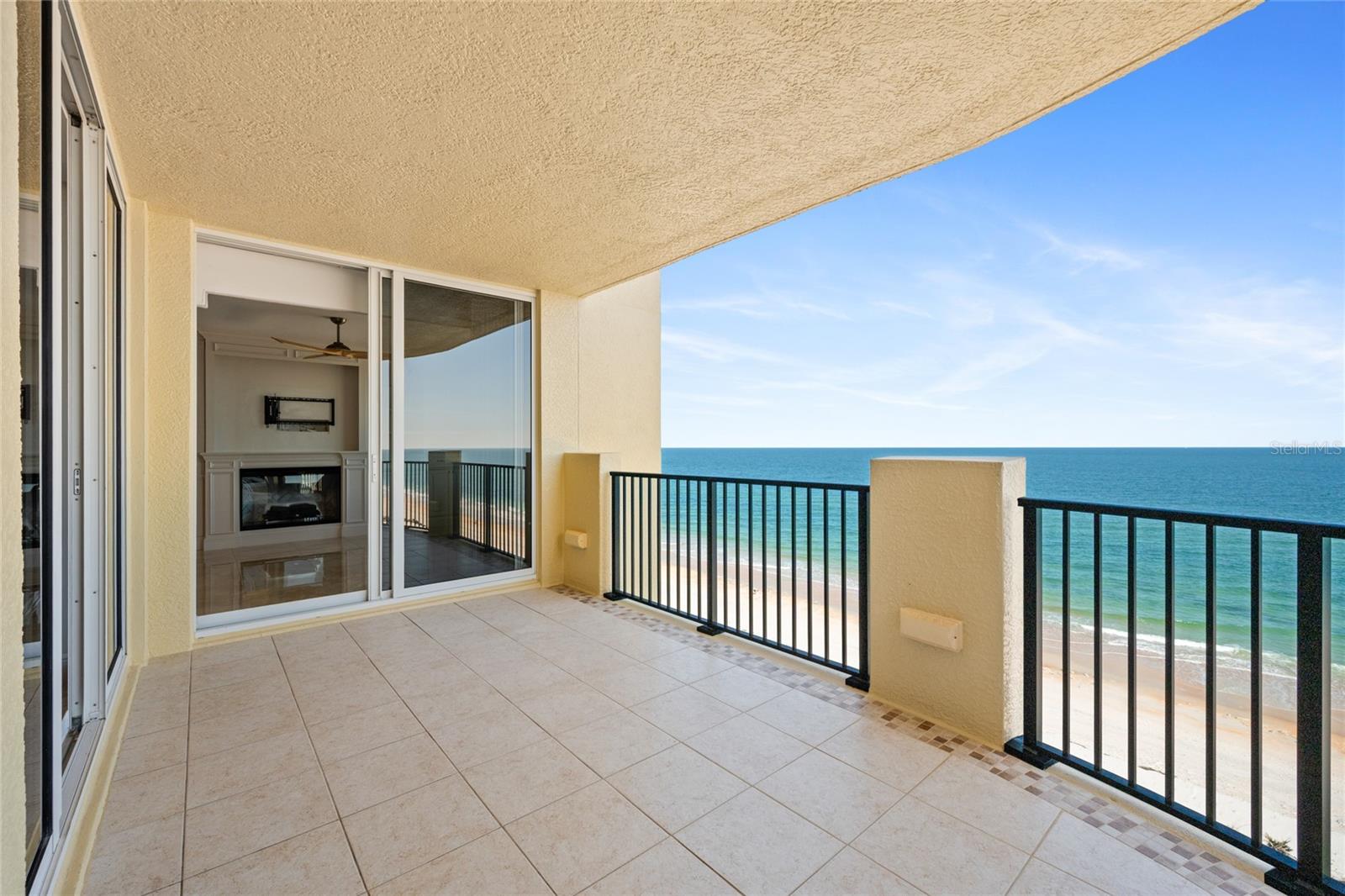 Image 17 of 59 For 19 Avenue De La Mer  705