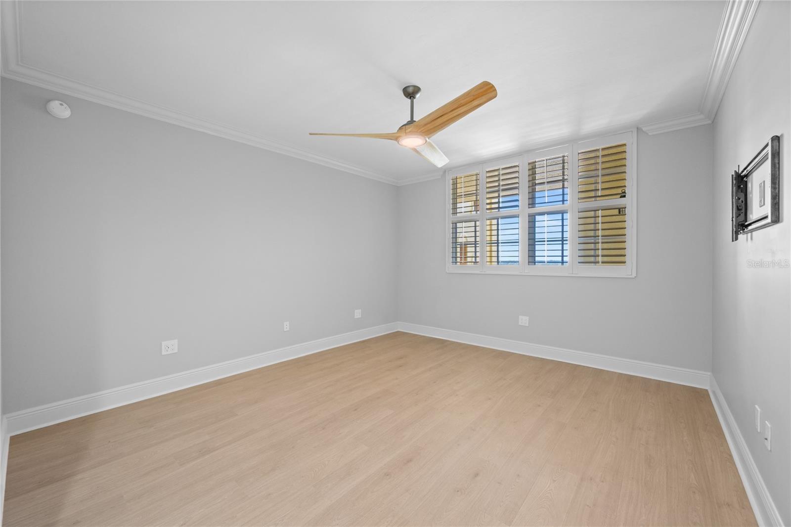 Image 21 of 59 For 19 Avenue De La Mer  705