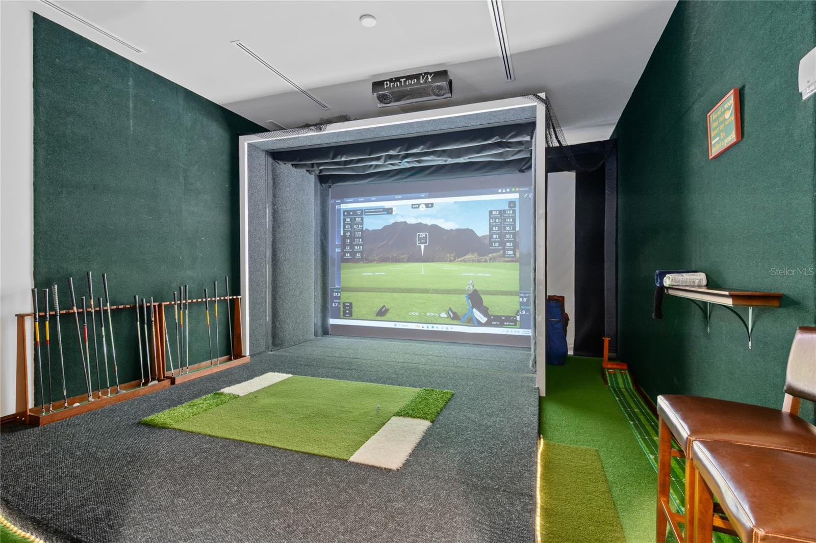 Image 29 of 59 For 19 Avenue De La Mer  705