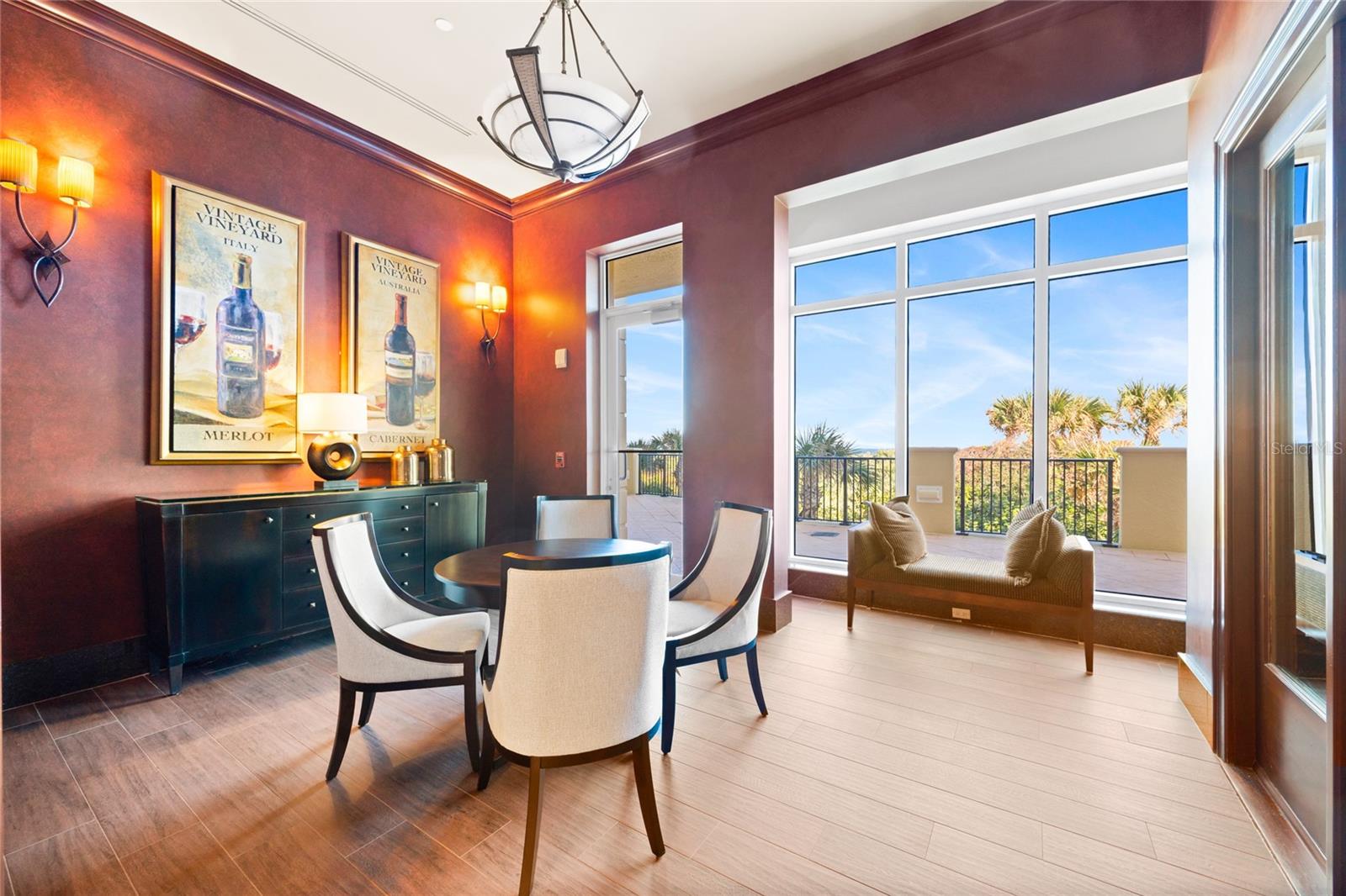 Image 33 of 59 For 19 Avenue De La Mer  705