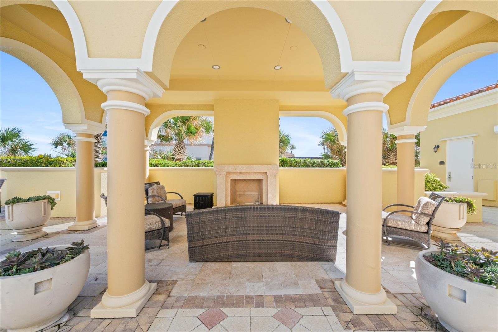 Image 42 of 59 For 19 Avenue De La Mer  705