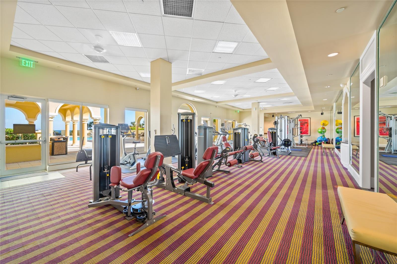 Image 43 of 59 For 19 Avenue De La Mer  705