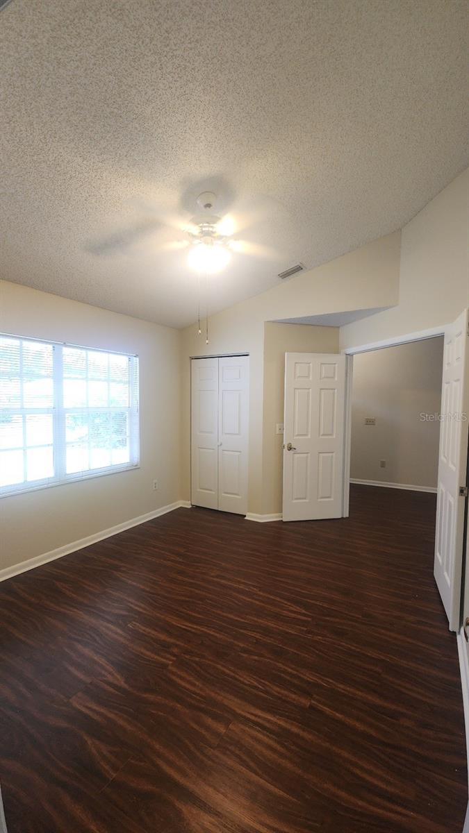 Image 14 of 20 For 13 Wood Crest Lane