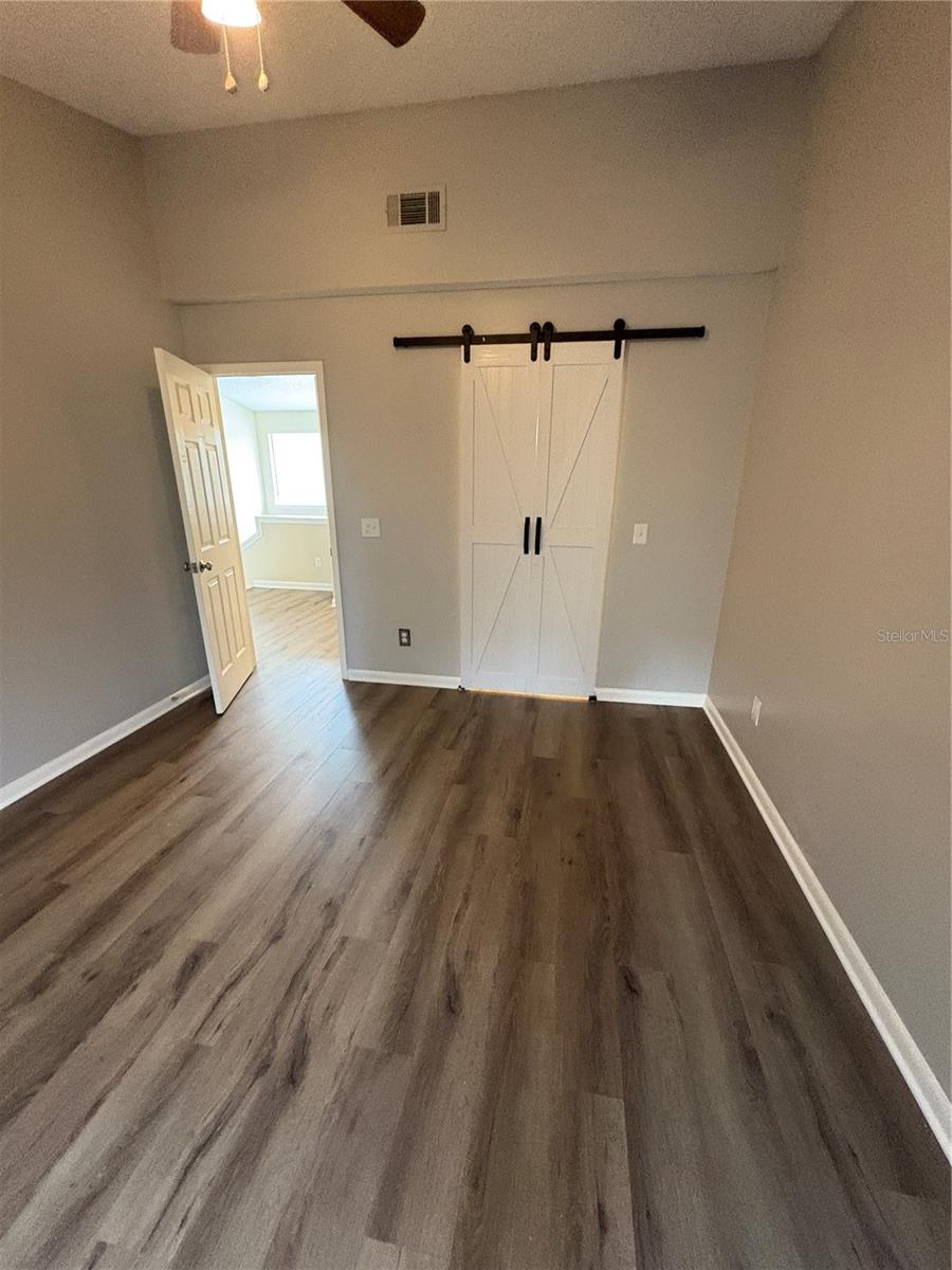 Image 14 of 25 For 9360 Craven Road 1104