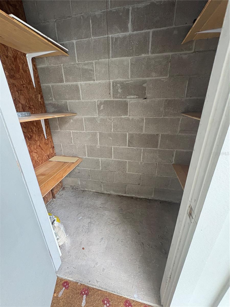 Image 20 of 25 For 9360 Craven Road 1104