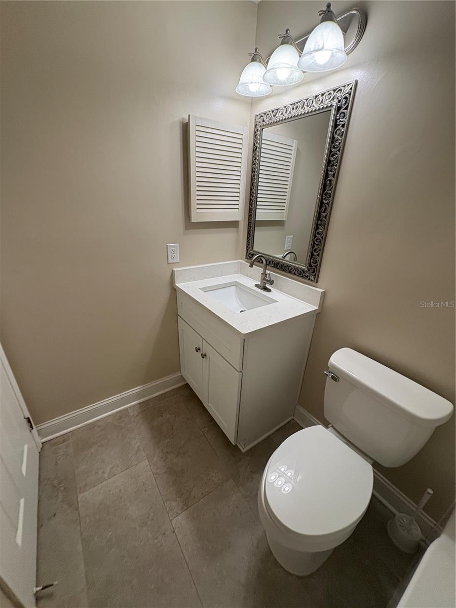 Image 4 of 25 For 9360 Craven Road 1104