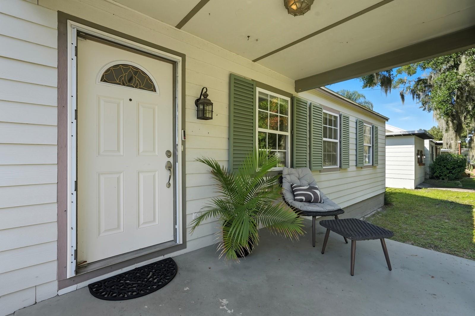 Image 11 of 58 For 606 Fern Street