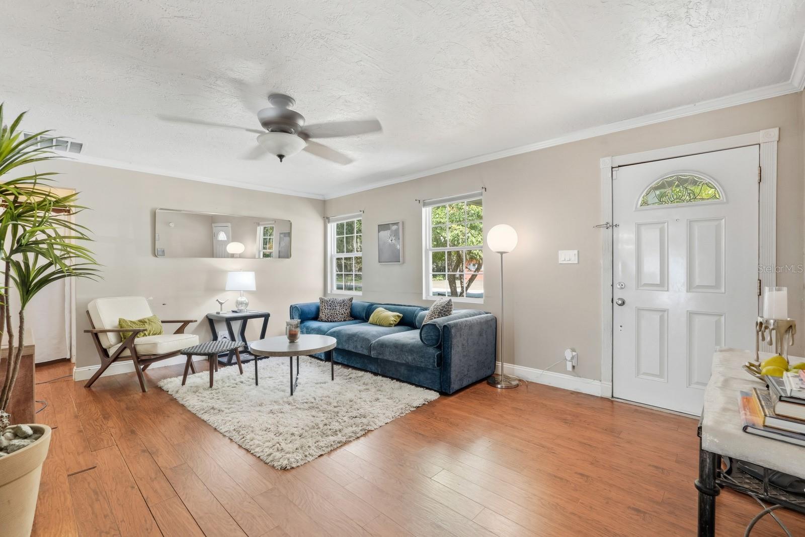 Image 13 of 58 For 606 Fern Street