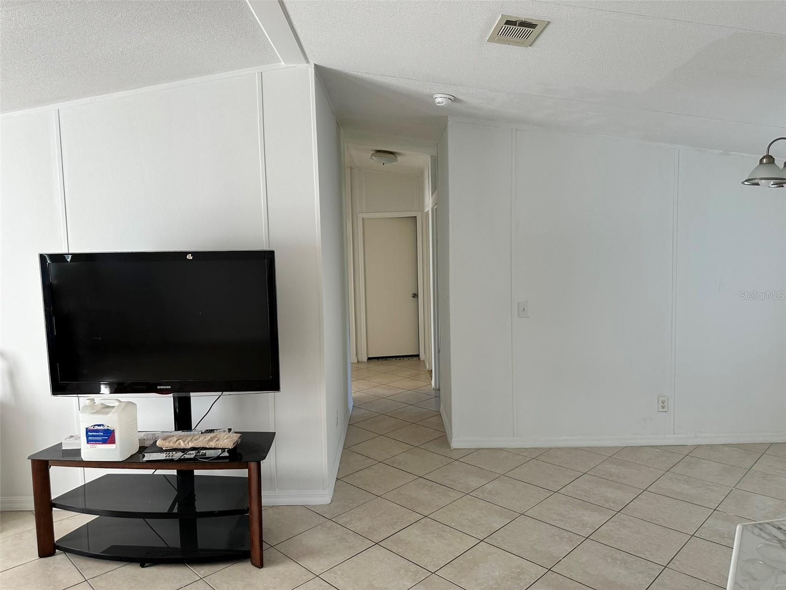 Image 17 of 28 For 5888 Palm Avenue
