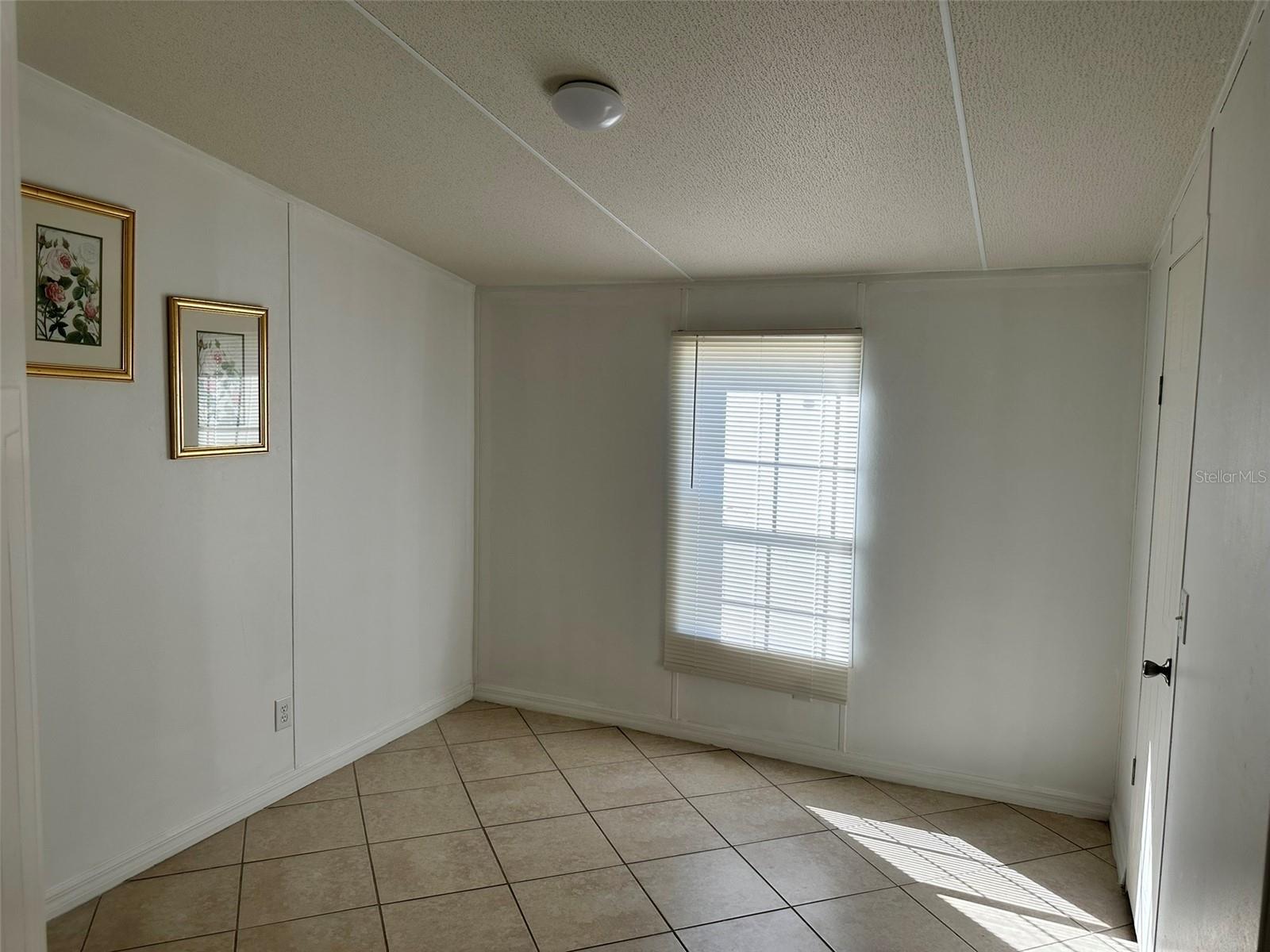 Image 19 of 28 For 5888 Palm Avenue