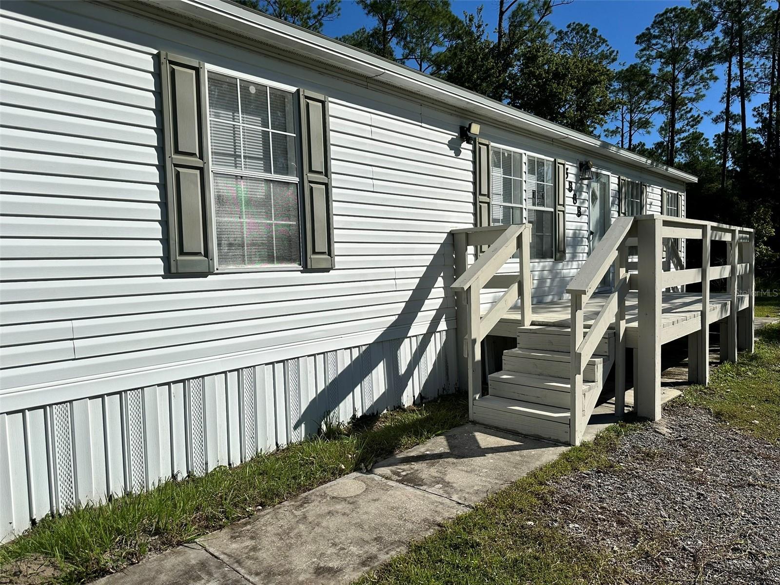 Image 4 of 28 For 5888 Palm Avenue
