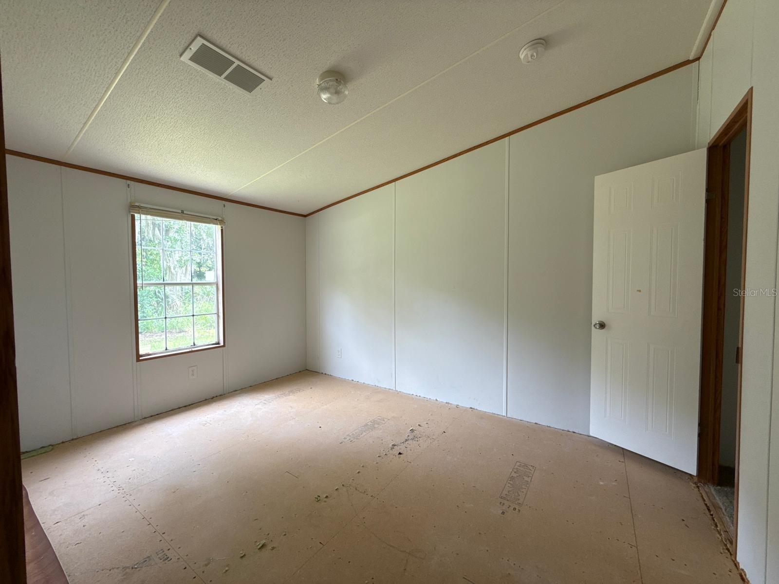 Image 14 of 21 For 406 Beech Street