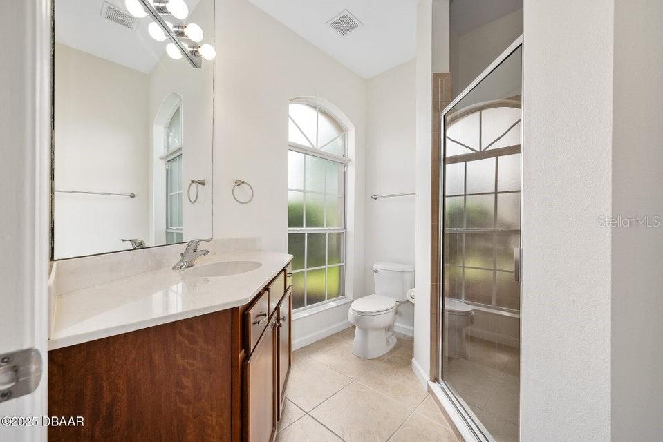 Image 11 of 49 For 188 Mendoza Circle