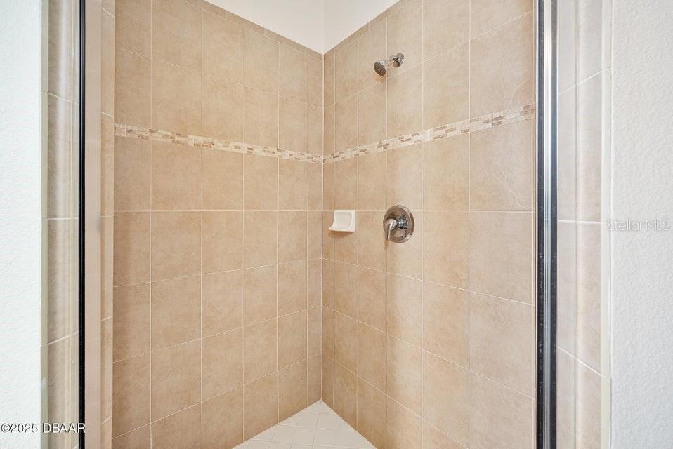 Image 12 of 49 For 188 Mendoza Circle