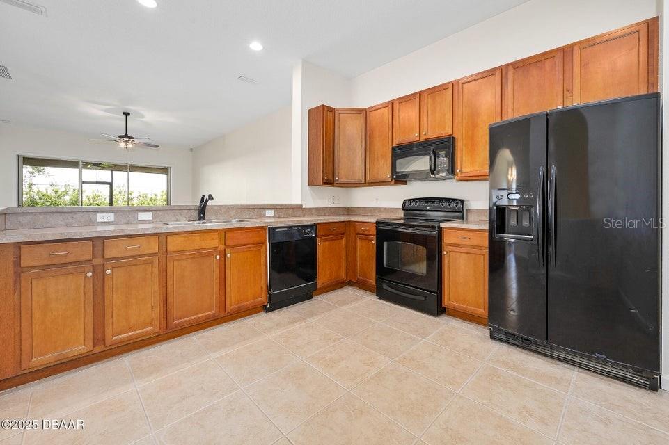 Image 14 of 49 For 188 Mendoza Circle