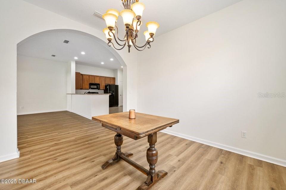 Image 17 of 49 For 188 Mendoza Circle