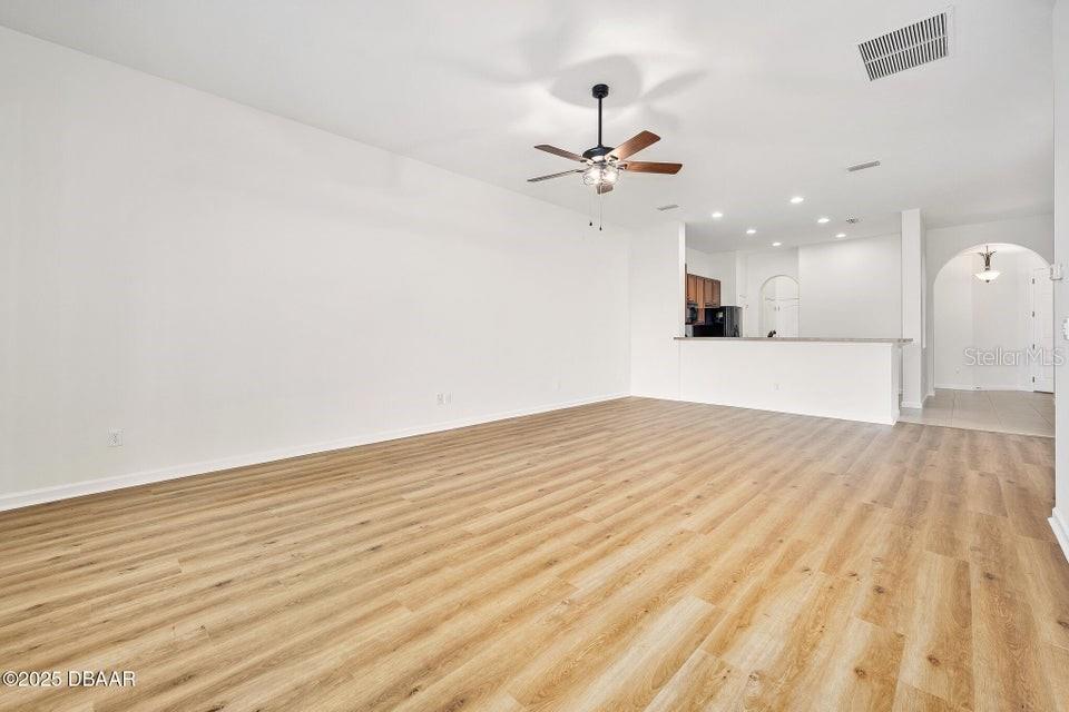 Image 22 of 49 For 188 Mendoza Circle