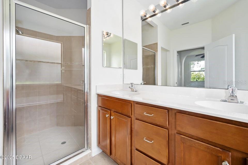 Image 28 of 49 For 188 Mendoza Circle