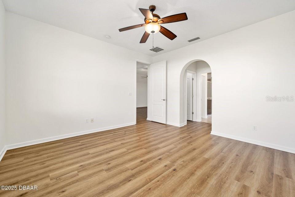 Image 30 of 49 For 188 Mendoza Circle