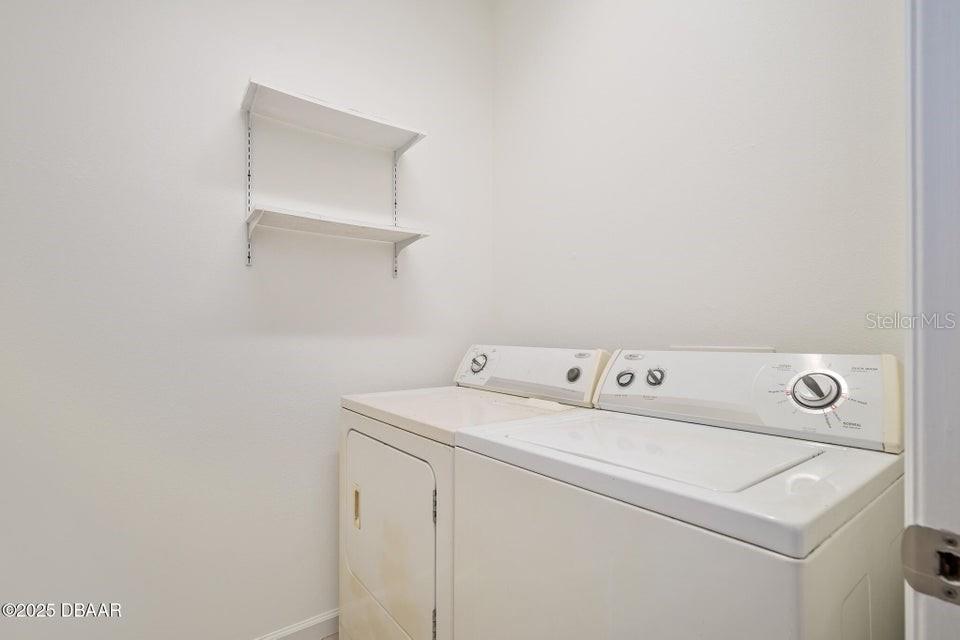 Image 38 of 49 For 188 Mendoza Circle