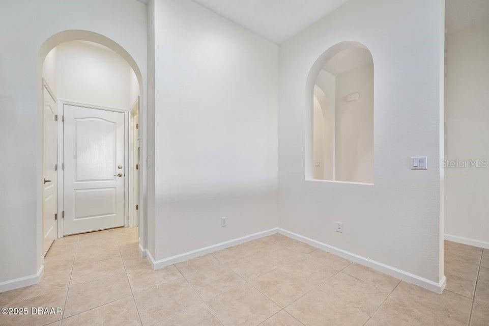 Image 7 of 49 For 188 Mendoza Circle