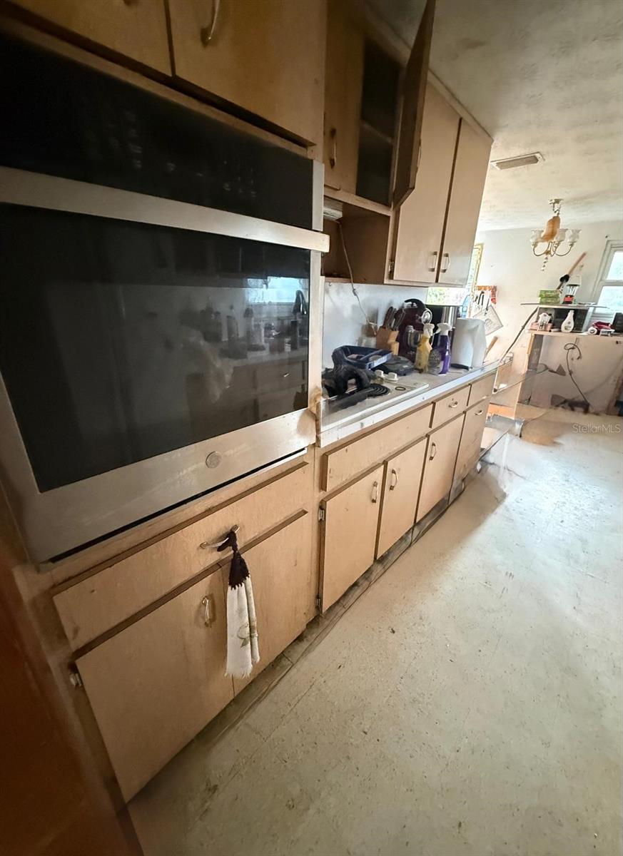 Image 2 of 13 For 4506 Key Woodley Drive S