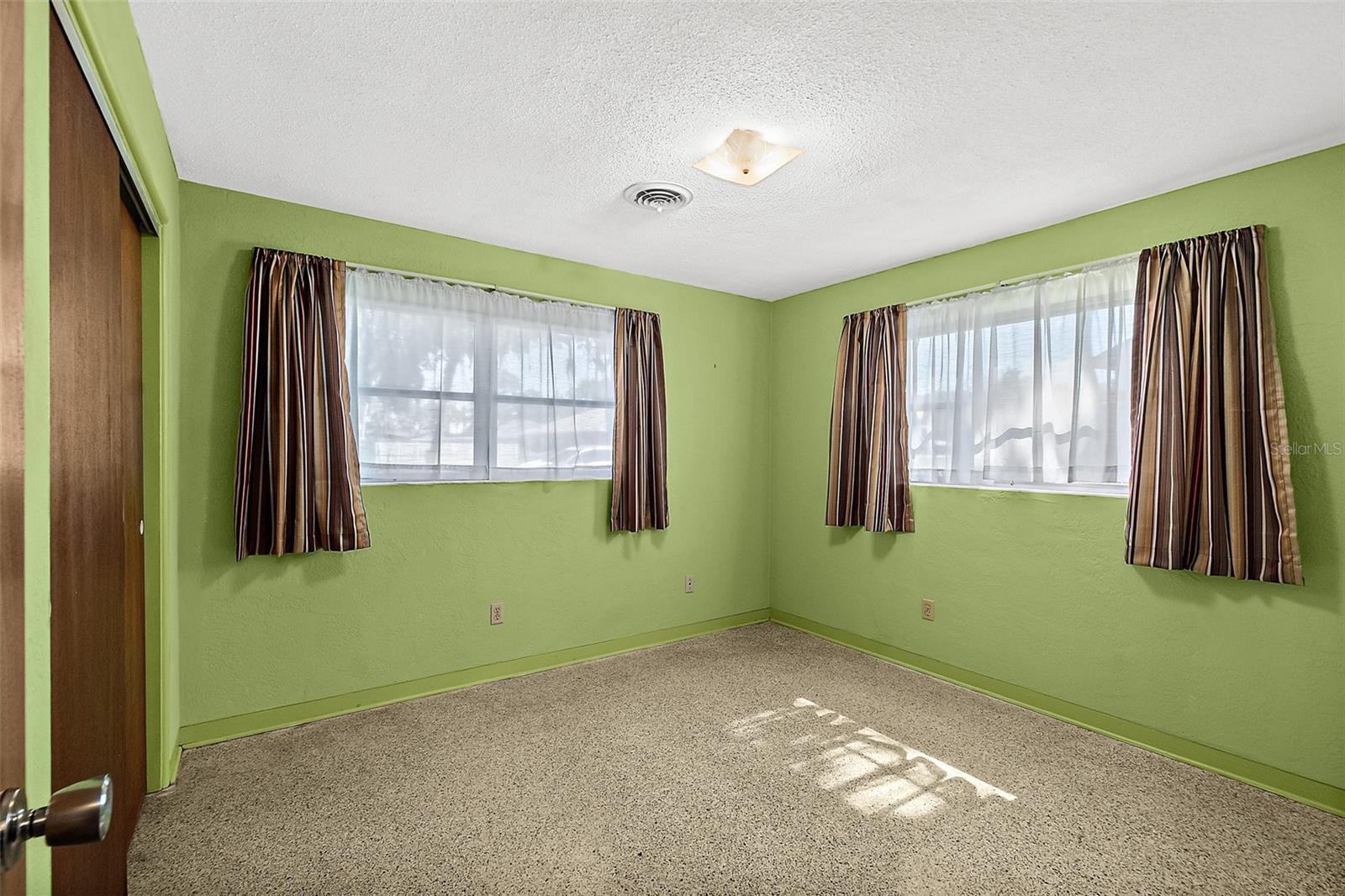 Image 11 of 28 For 1822 Mango Tree Drive