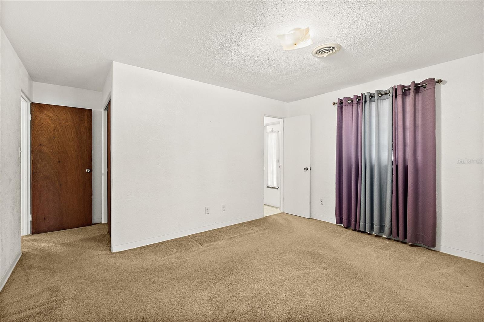 Image 16 of 28 For 1822 Mango Tree Drive