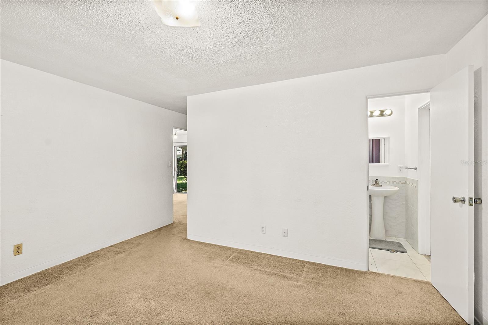 Image 17 of 28 For 1822 Mango Tree Drive